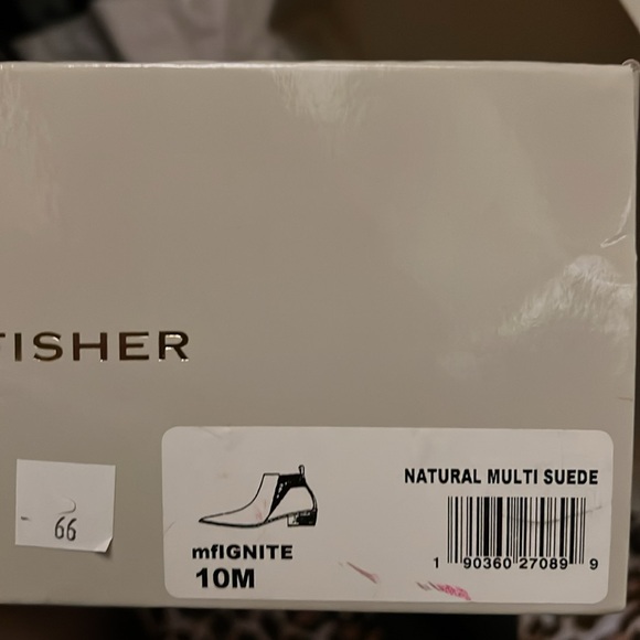 New in box Marc Fisher bootie leather size 10 - Picture 4 of 5